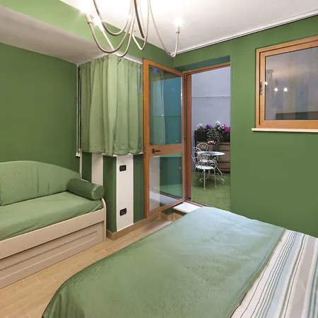 B&B 퀸 4*