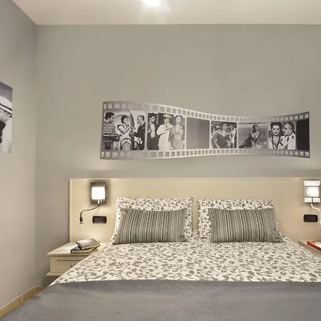 Queen Bed & Breakfast Sorrento