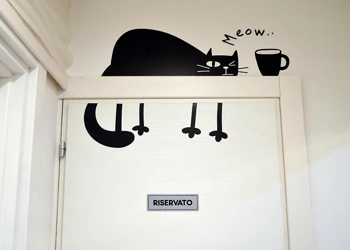 Queen לינה וארוחת בוקר