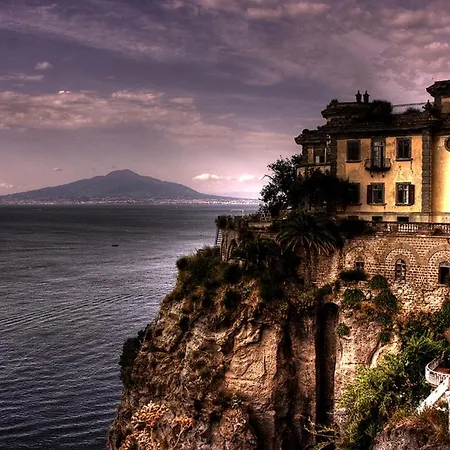 Queen Отель типа 