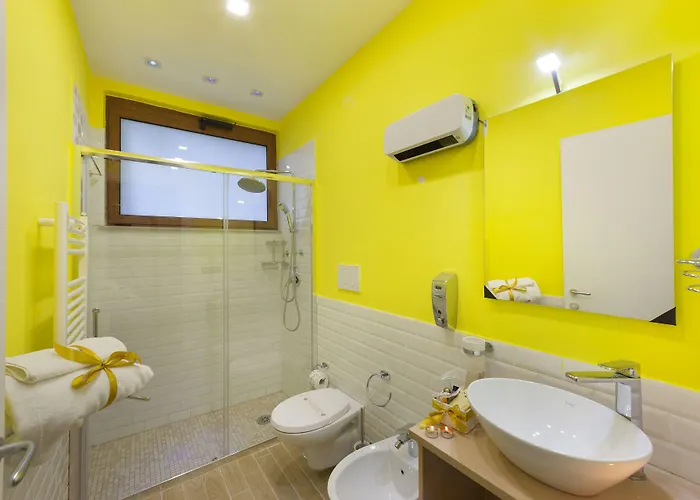 Queen Bed and breakfast