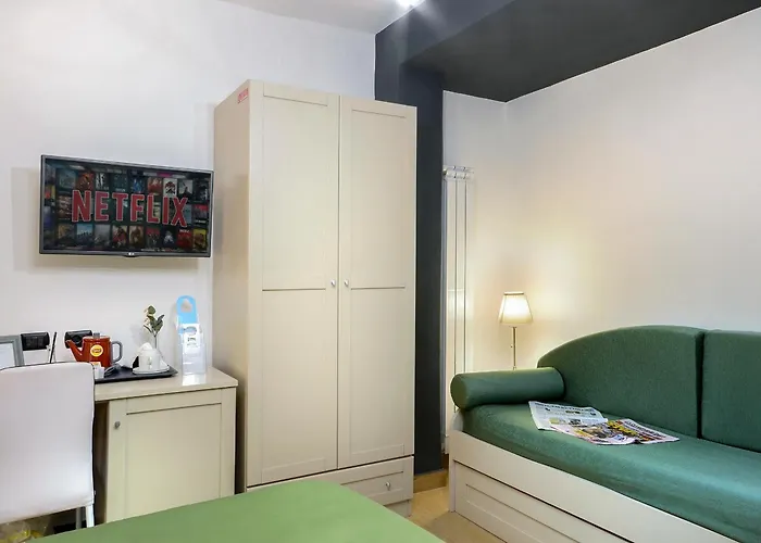 Queen Bed and breakfast